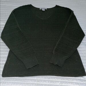 Tommy Bahama Dark Green V-Neck Sweater